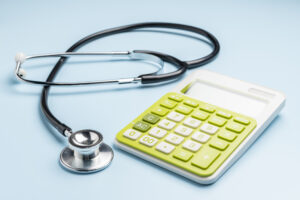 傷病手当金はいくらもらえる?受給の条件は?